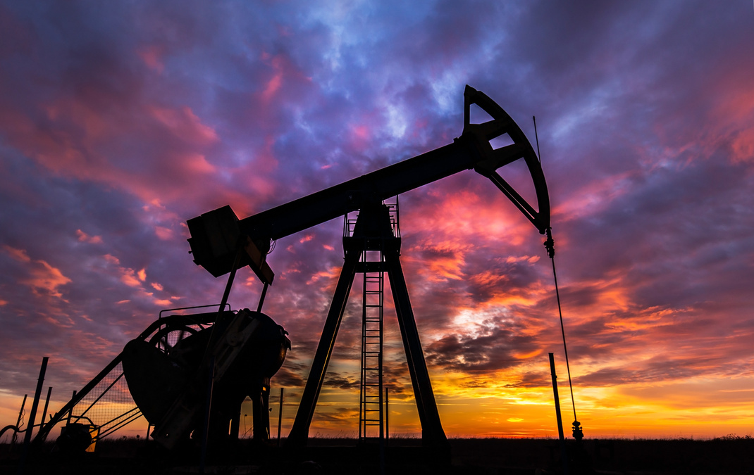 Operating oil and gas well